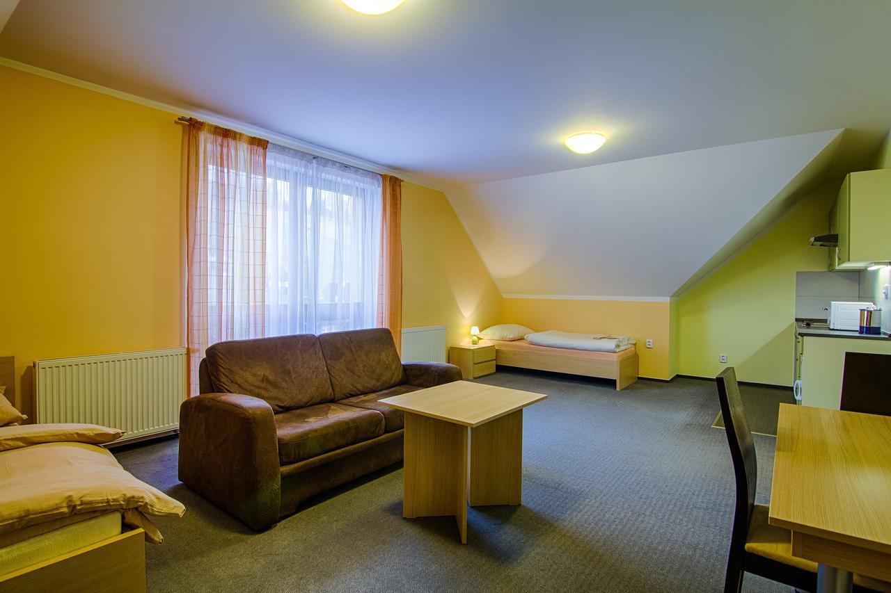 Apartmány Sport with Garage Rokytnice nad Jizerou Exterior foto
