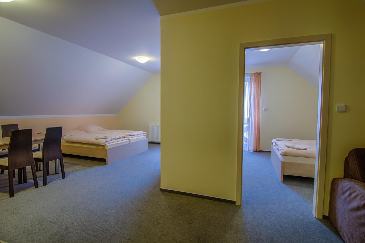 Apartmány Sport with Garage Rokytnice nad Jizerou Exterior foto